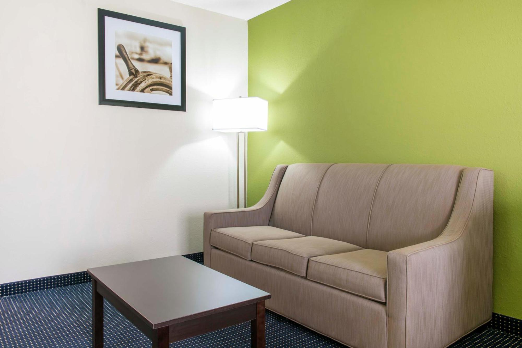 Quality Inn & Suites Anderson I-69 Exteriör bild