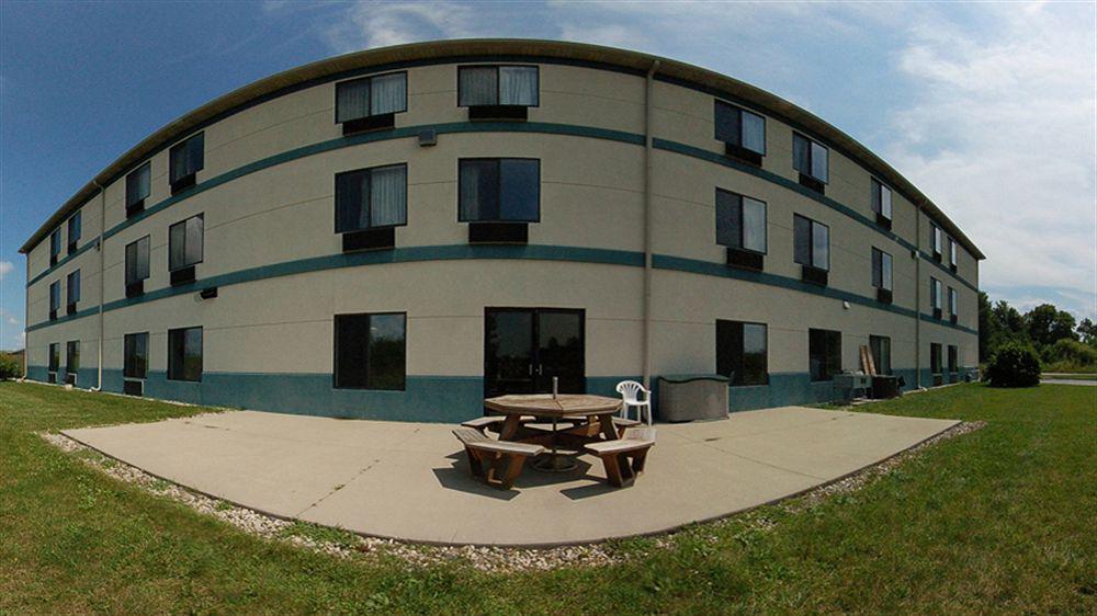 Quality Inn & Suites Anderson I-69 Exteriör bild